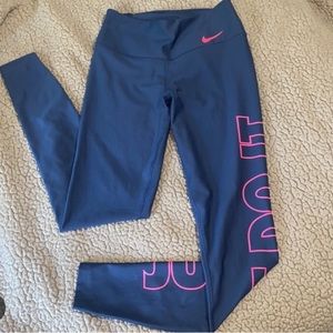 NIKE Leggings